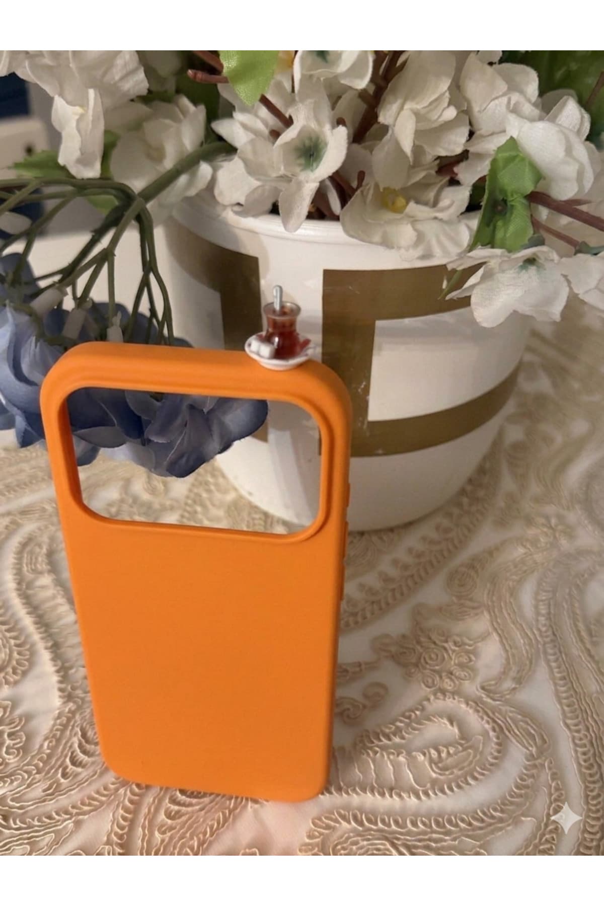 İphone 17pro şekerli çay figürlü silikon kılıf(farklı modeller için soru sorabilirsiniz)