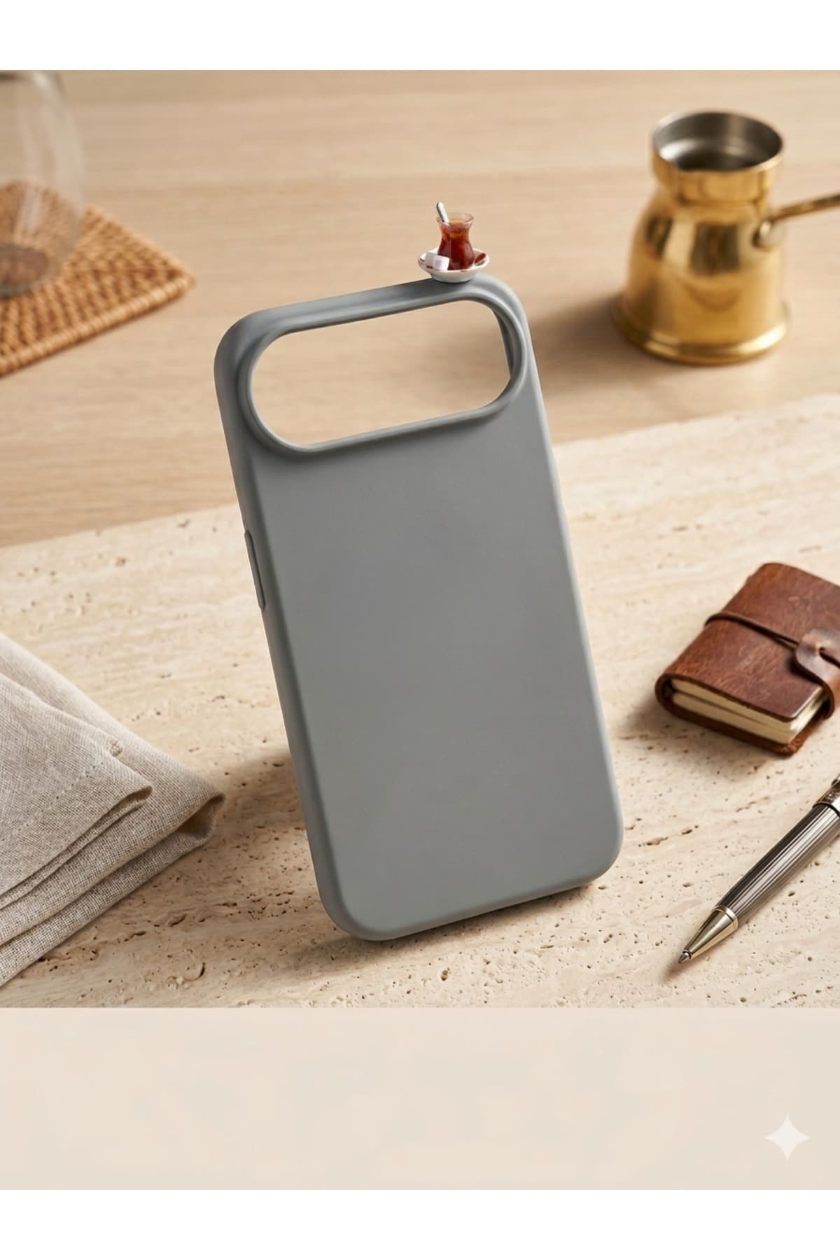 İphone 17 air şekerli çay bardağı figürlü silikon kılıf