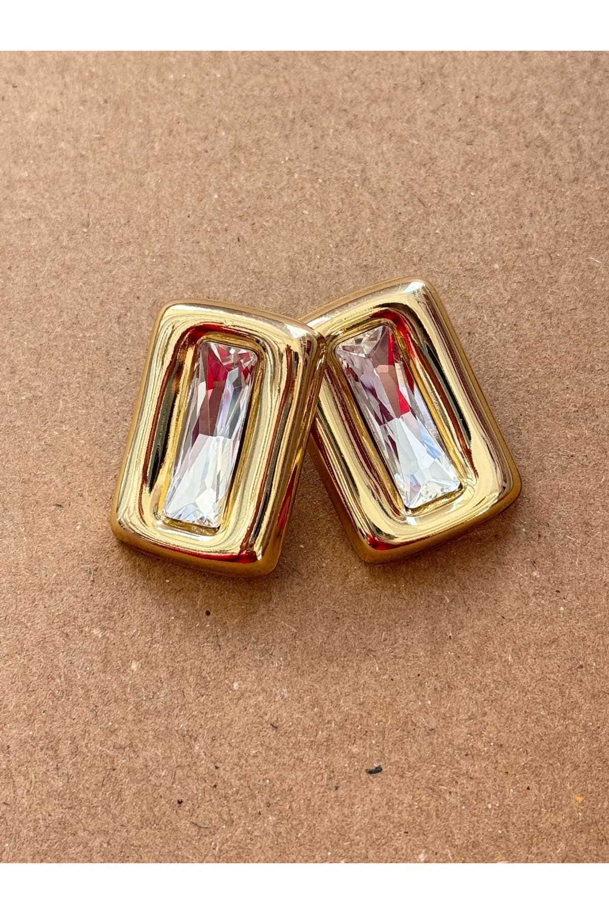 Zirkon dörtgen taşlı 14K kaplama gold küpe