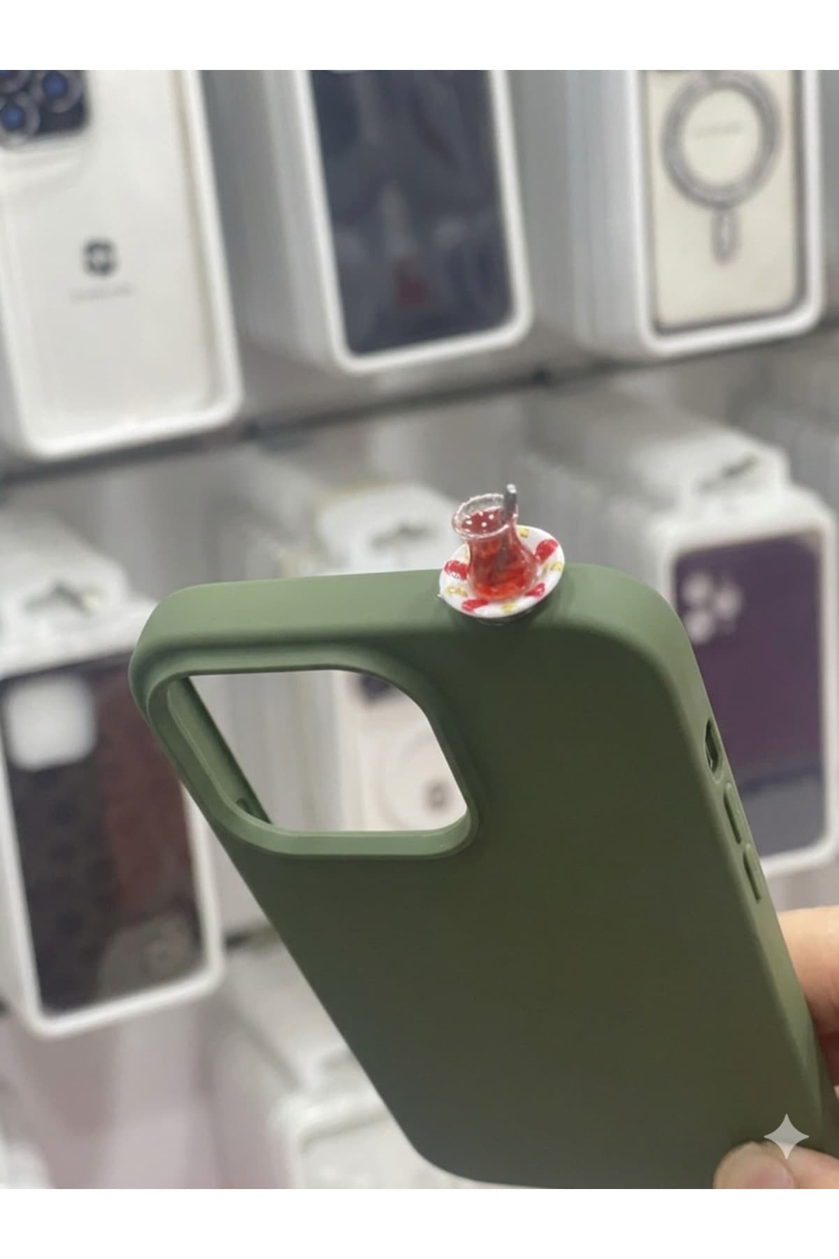 İphone 14 çay bardağı figürlü silikon kılıf(farklı modeller için soru sorunuz)