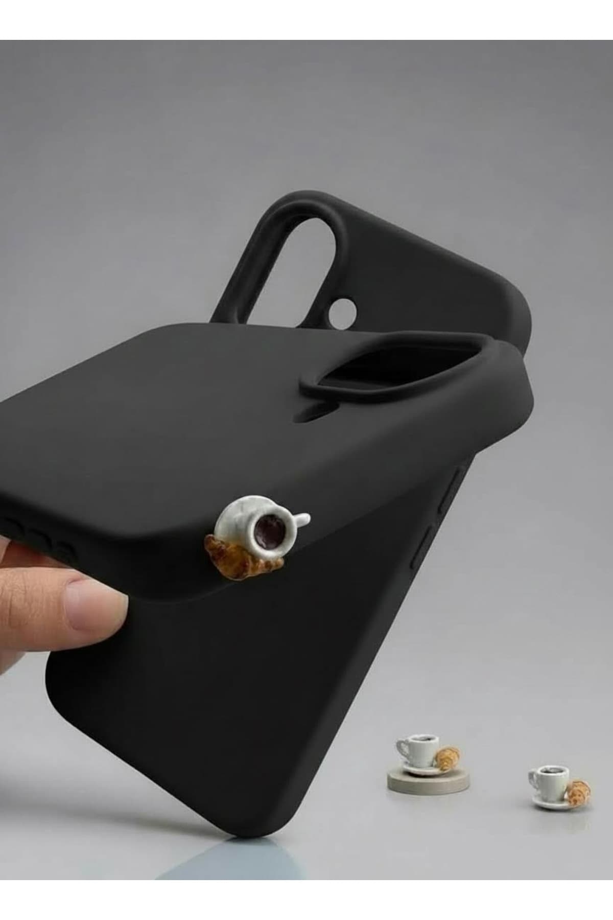 İphone 16 kruvasanlı kahve figürlü silikon kılıf