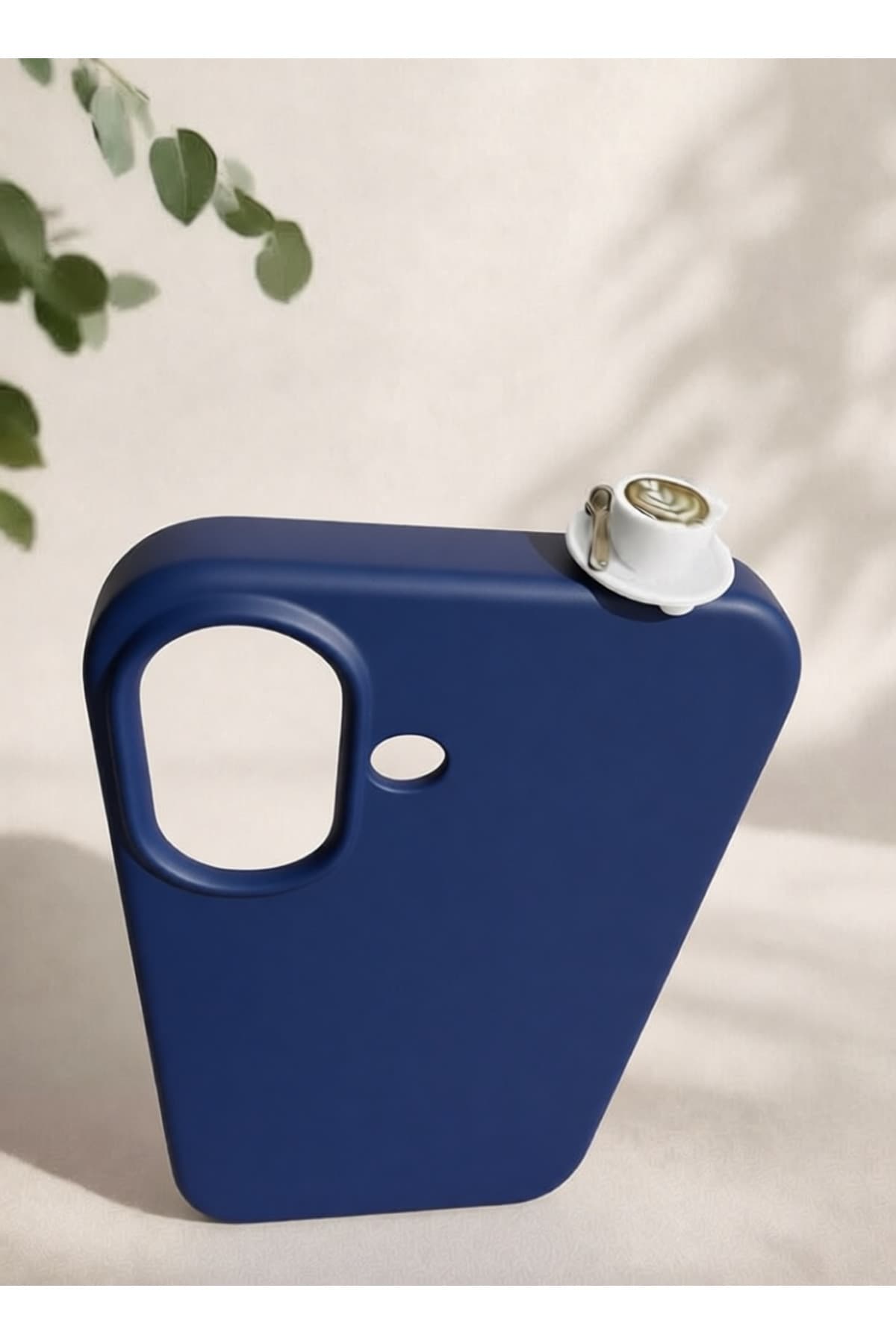 İphone 17 latte figürlü silikon kılıf