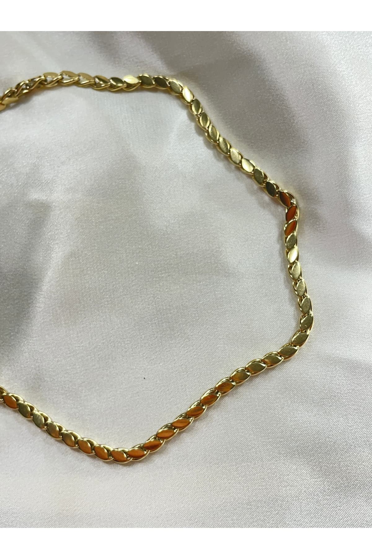 Altın/gold Rengi Vıp %100 Çelik Özel Tasarım Gold Arpa Kolye