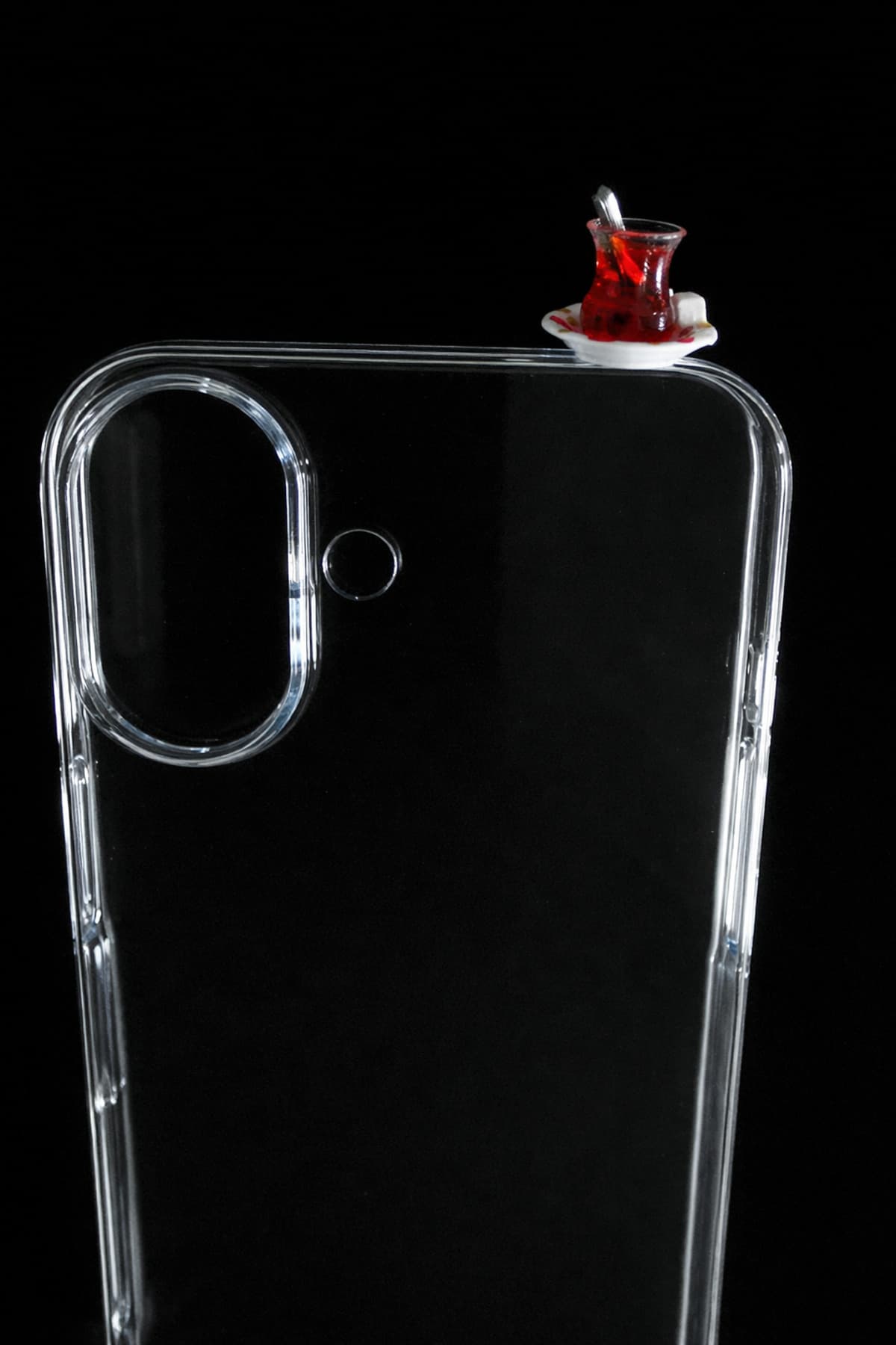 İphone 17 şekerli çay figürlü sararmayan sert şeffaf kılıf(farklı modeller için soru sorunuz)
