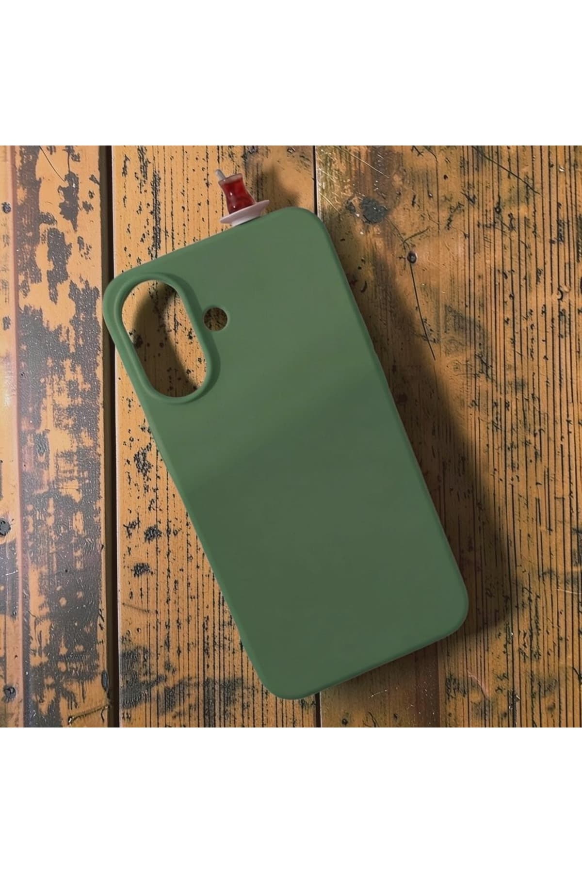 İphone 16 plus çaybardağı figürlü silikon kılıf