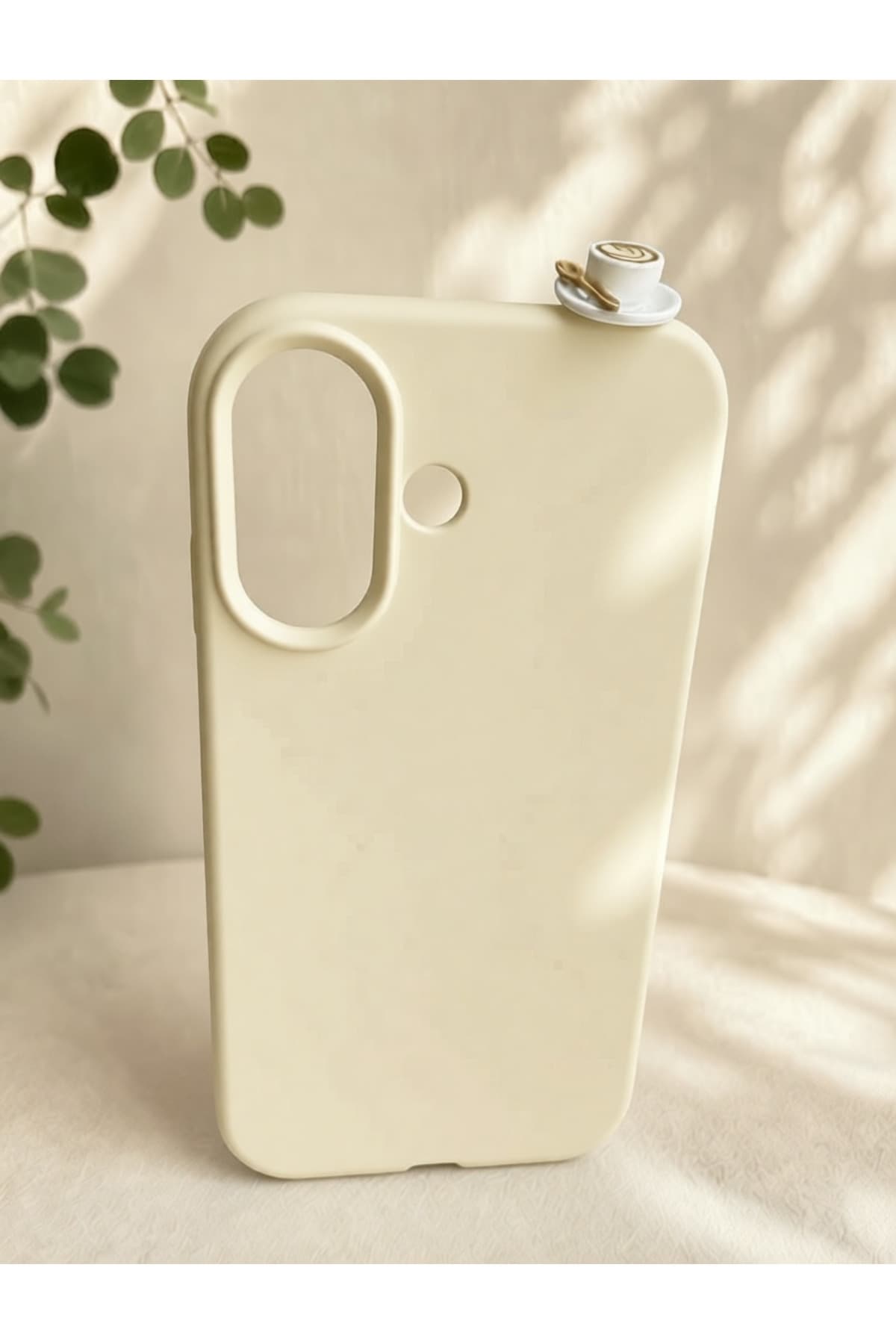 İphone 16 latte figürlü silikon kılıf