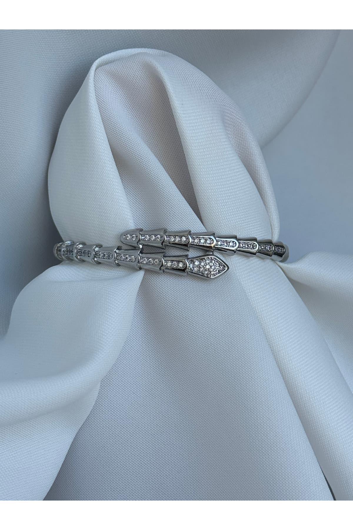 Zirkon taşlı Silver yılan model paslanmaz çelik kilit detaylı kalıp bileklik