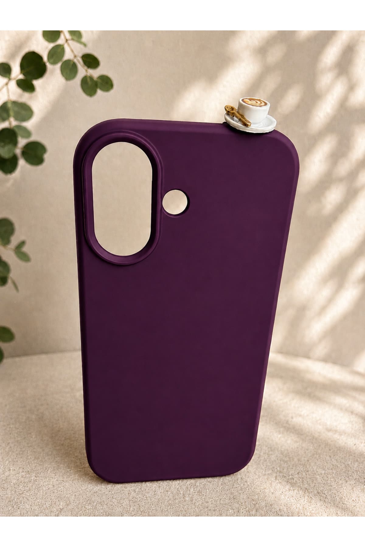 İphone 16 latte figürlü silikon kılıf