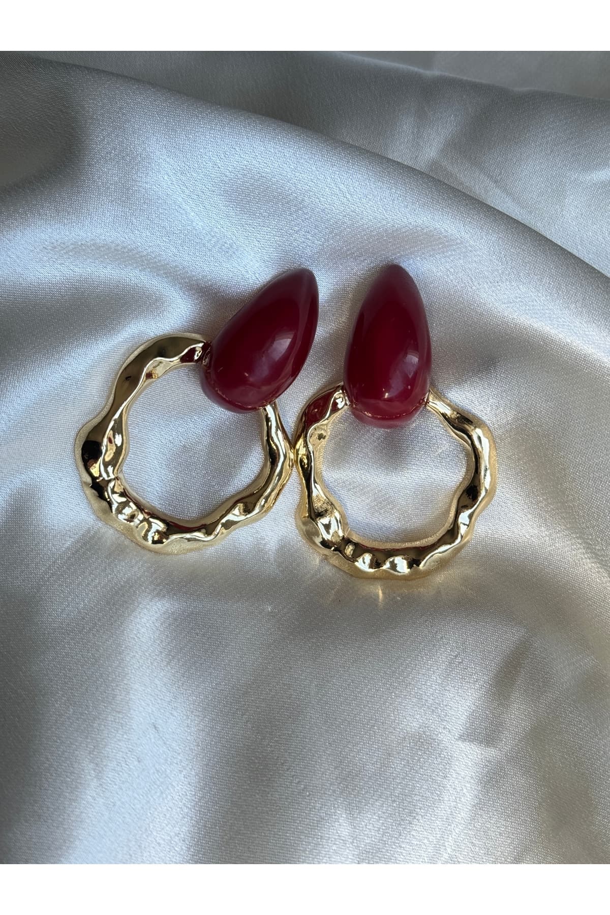 Bordo doğal taşlı Gold sallantılı boho tarz küpe